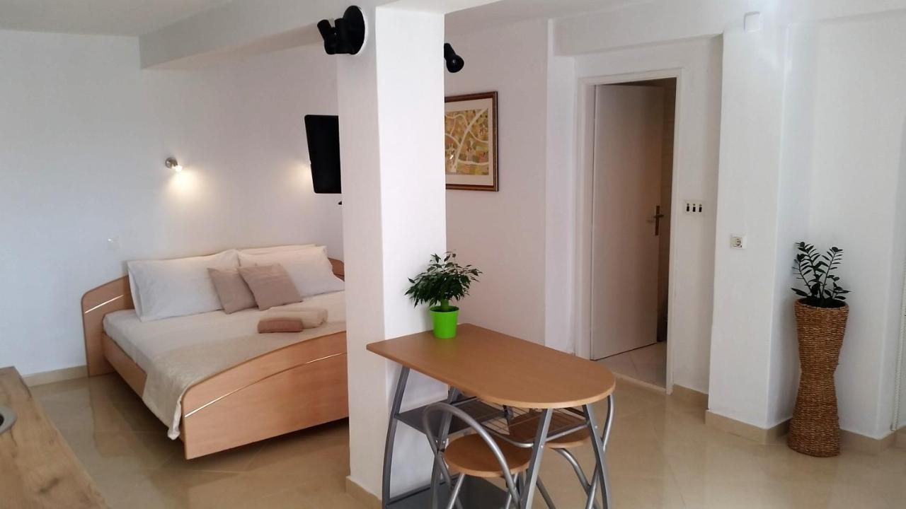 Guesthouse Iva Hvar Town Buitenkant foto